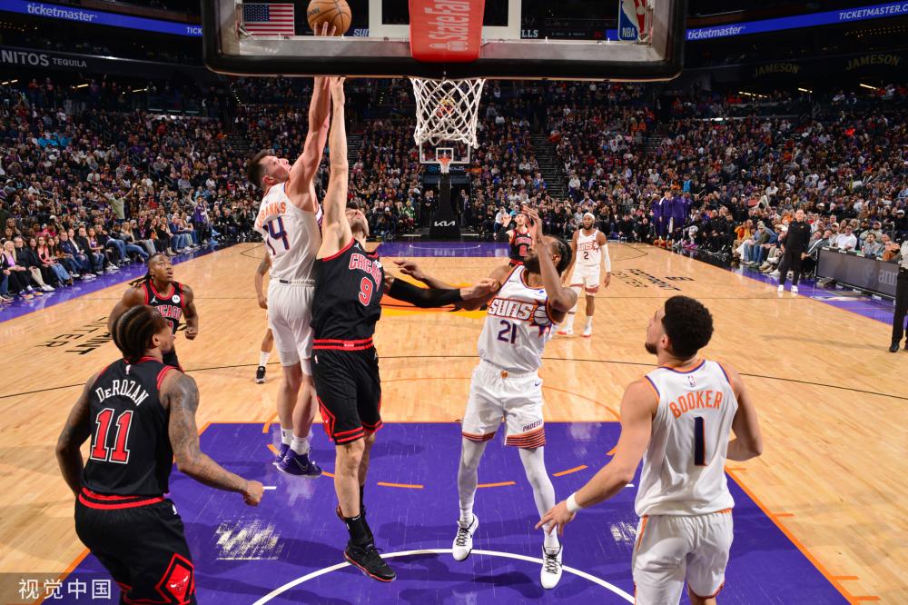 中场缺乏有 中场缺乏有