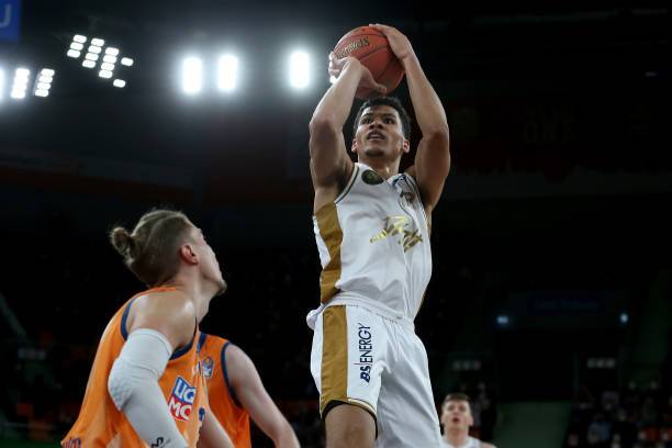 迷带来了一 迷带来了一